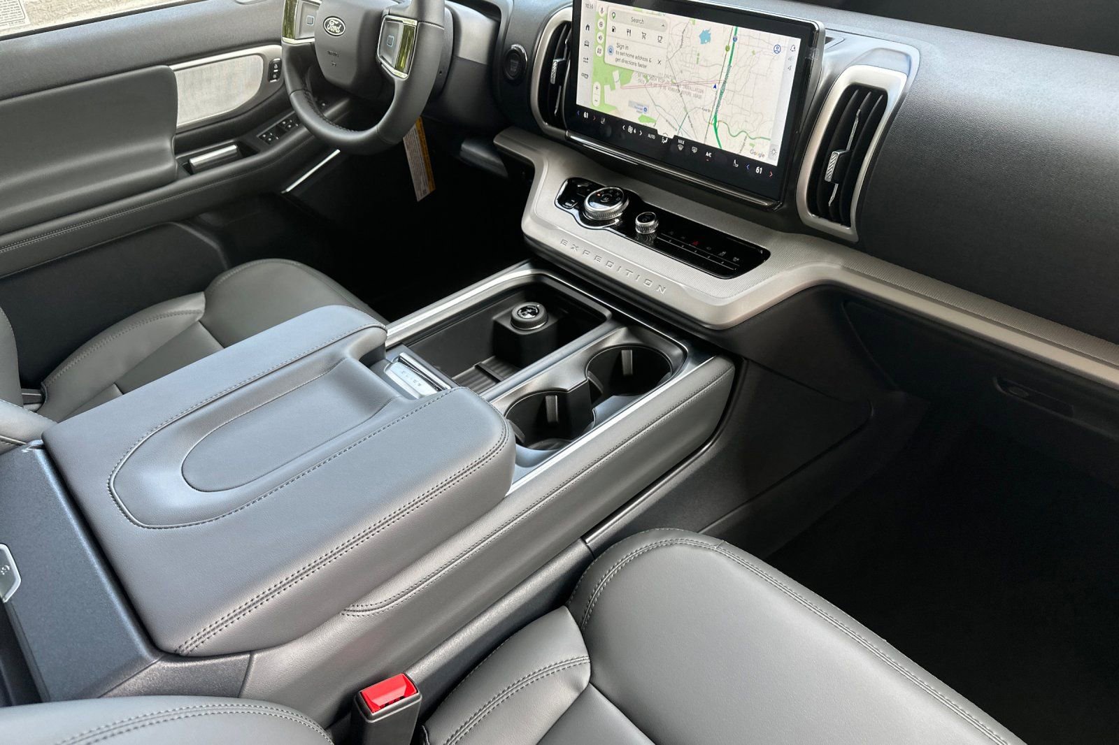 New 2026 Ford Expedition Active RWD image 17