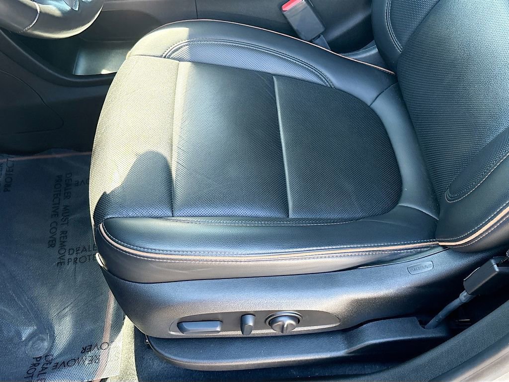 Used 2022 GMC Acadia AT4 w/ Technology Package AWD/4WD image 20