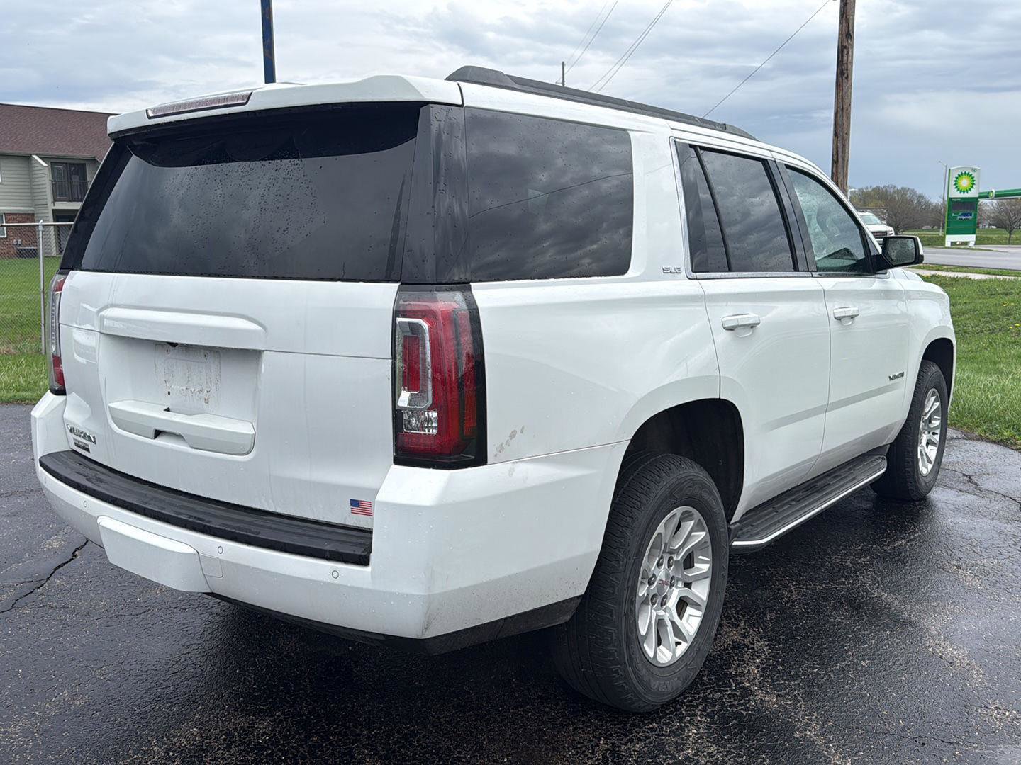 Used 2015 GMC Yukon SLE image 7
