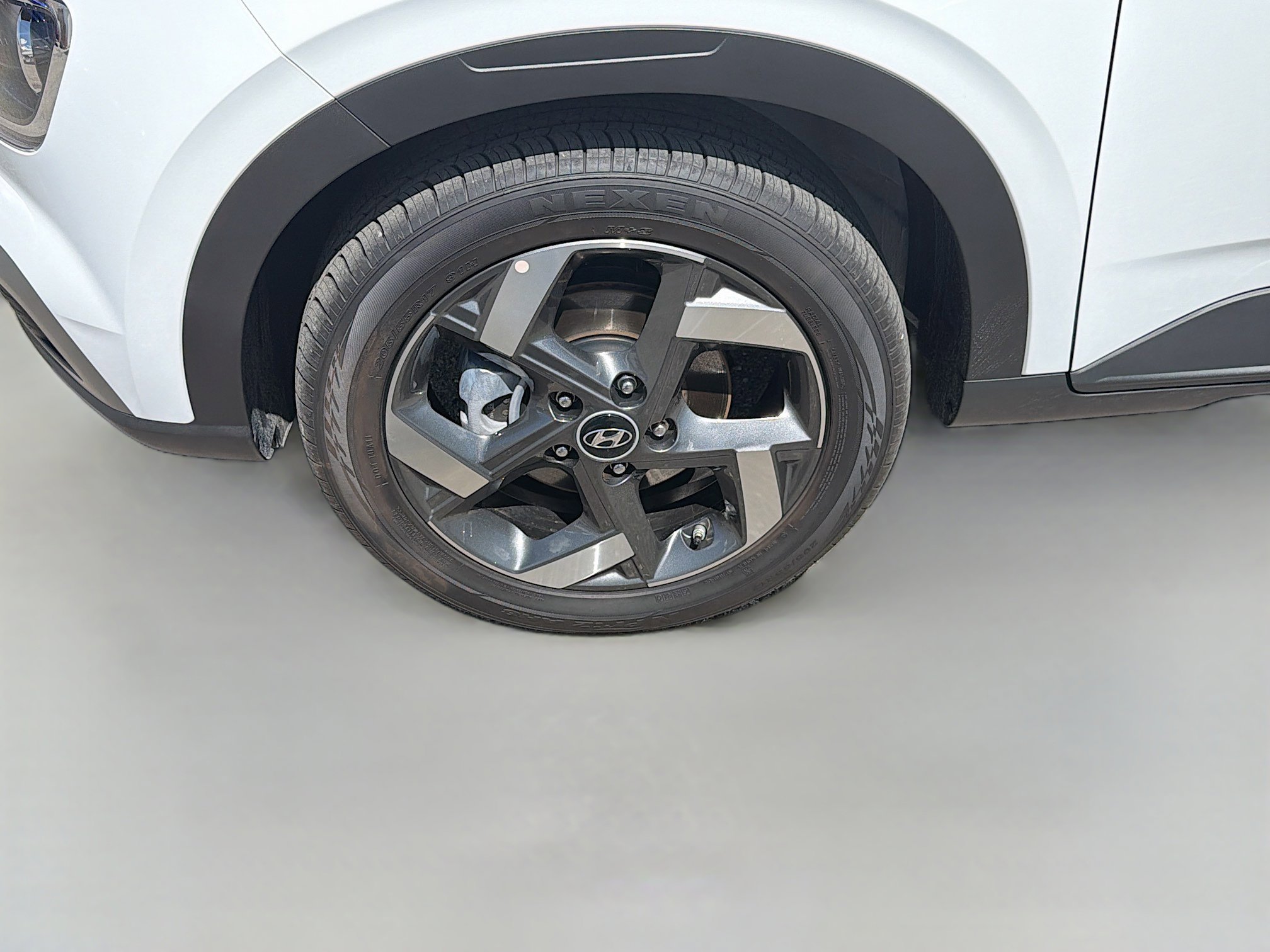 Used 2026 Hyundai Venue SEL image 38