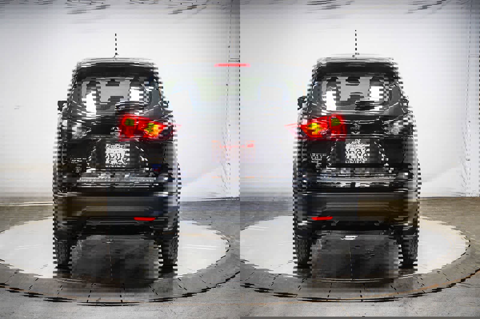 Used 2019 Nissan Rogue Sport S w/ Appearance Package FWD image 9