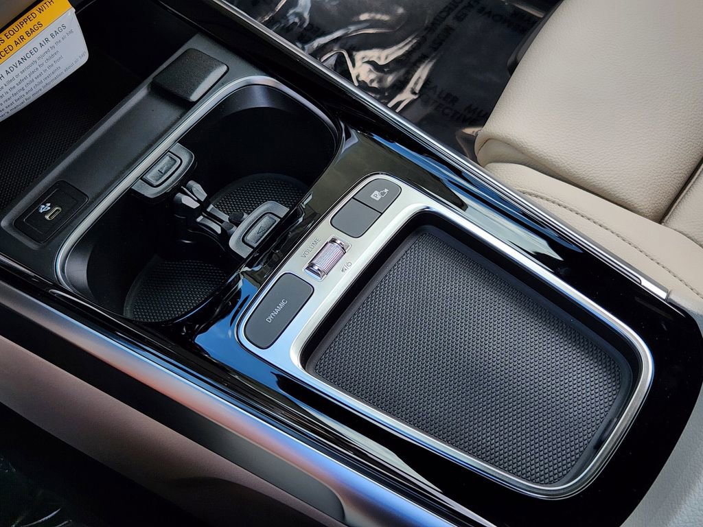 New 2026 Mercedes-Benz GLB 250 4MATIC image 19