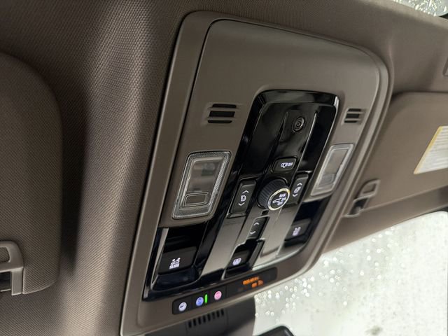 New 2026 GMC Yukon XL Denali w/ Sun & Power Step Package image 34