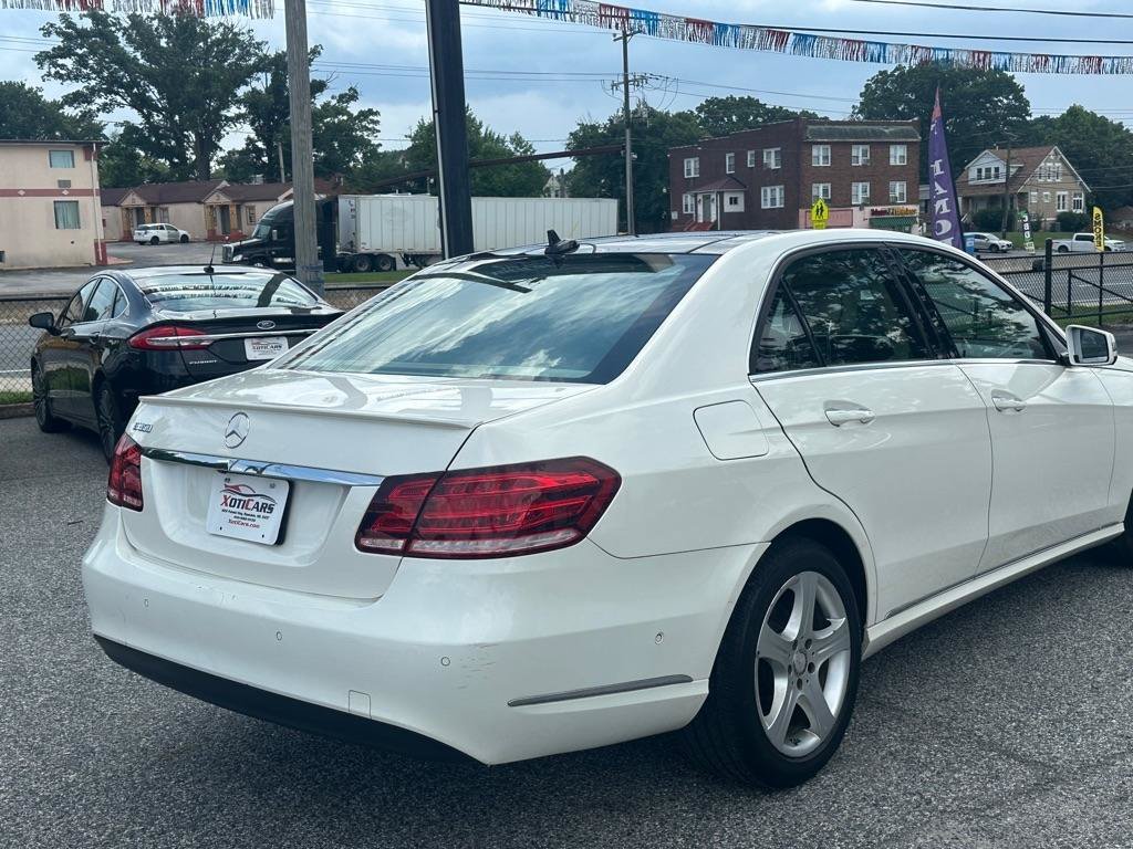 Used 2016 Mercedes-Benz E 350 Sedan w/ Premium Package image 5