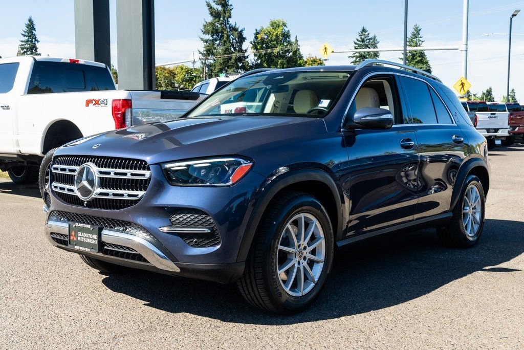 Used 2024 Mercedes-Benz GLE 350 4MATIC image 3
