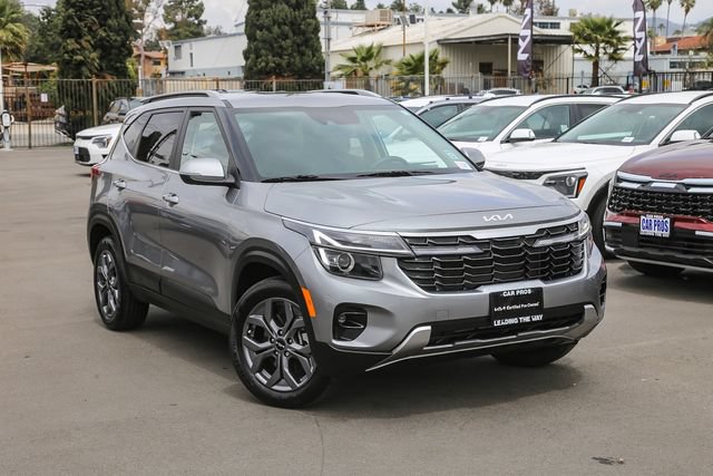 Used 2024 Kia Seltos S AWD/4WD image 2