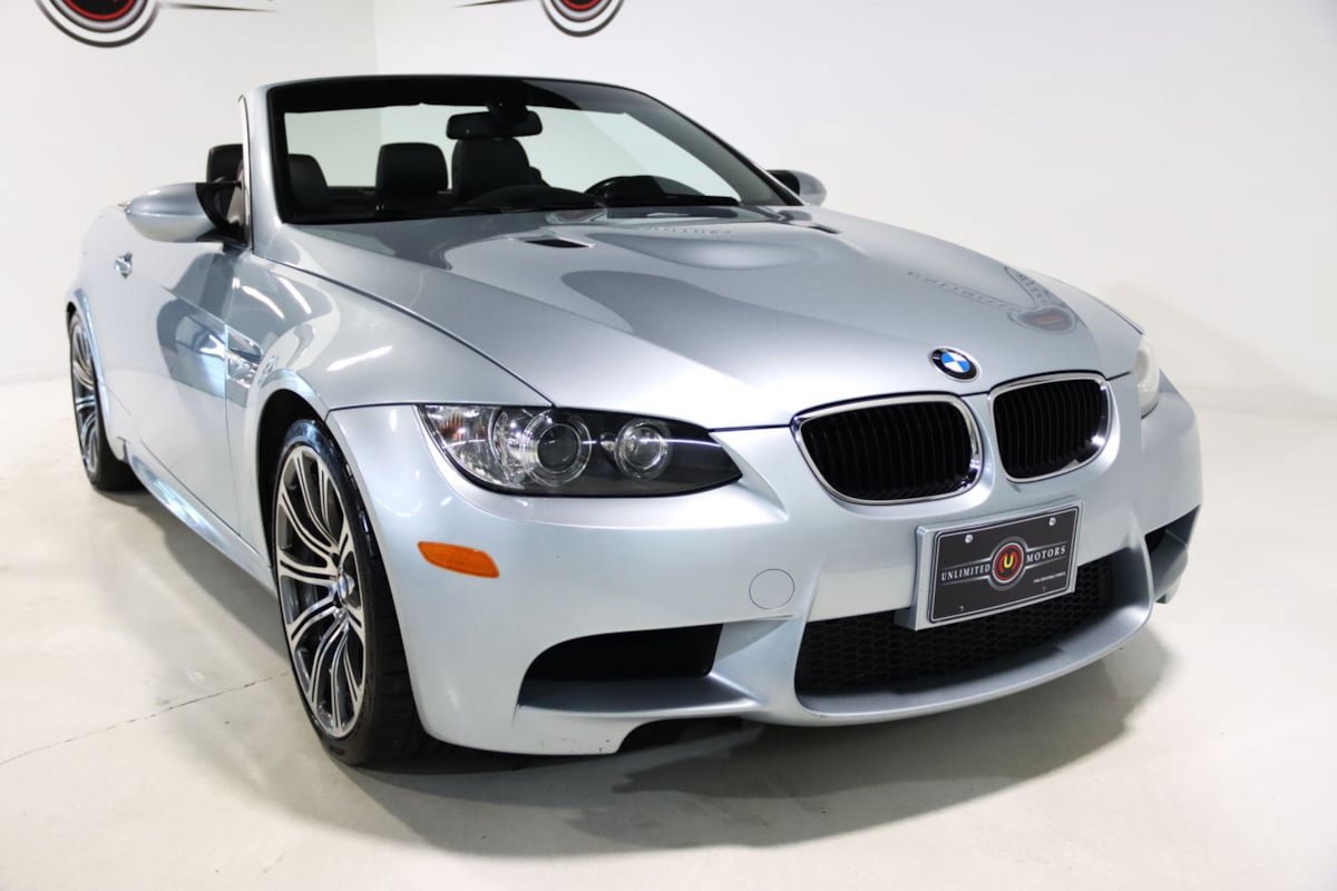 Used 2011 BMW M3 Convertible RWD image 26