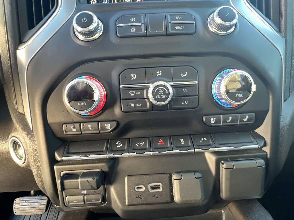 Certified 2022 GMC Sierra 1500 SLT w/ SLT Convenience Package image 11