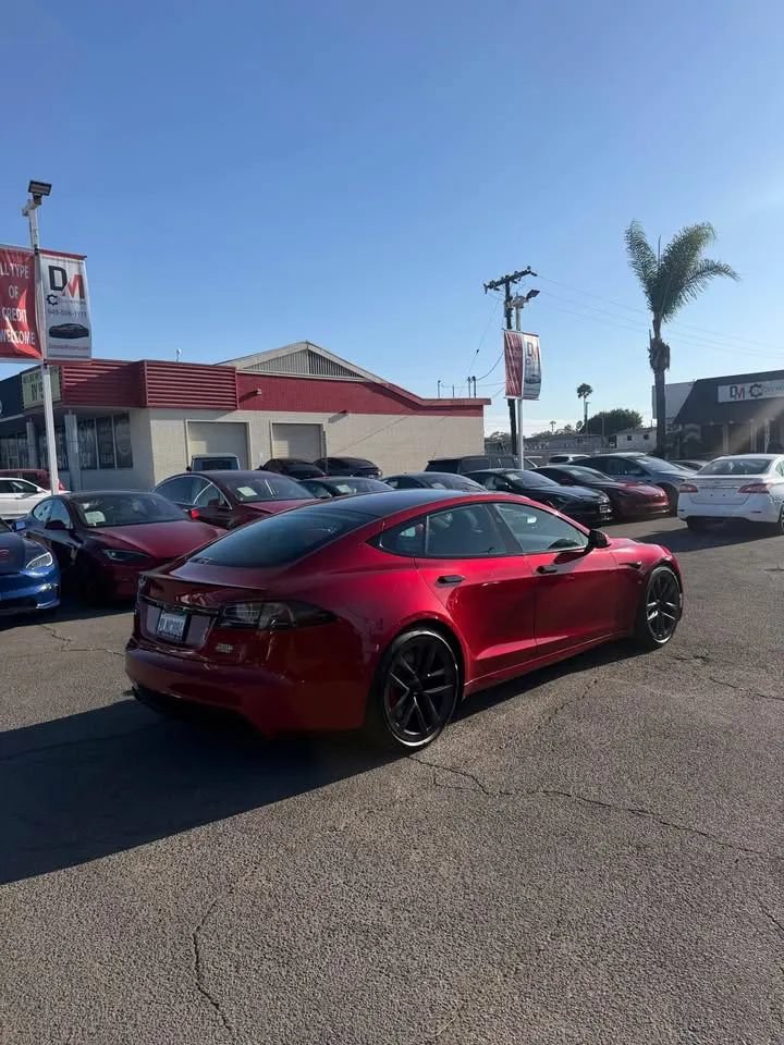 Used 2024 Tesla Model S Plaid AWD/4WD image 3
