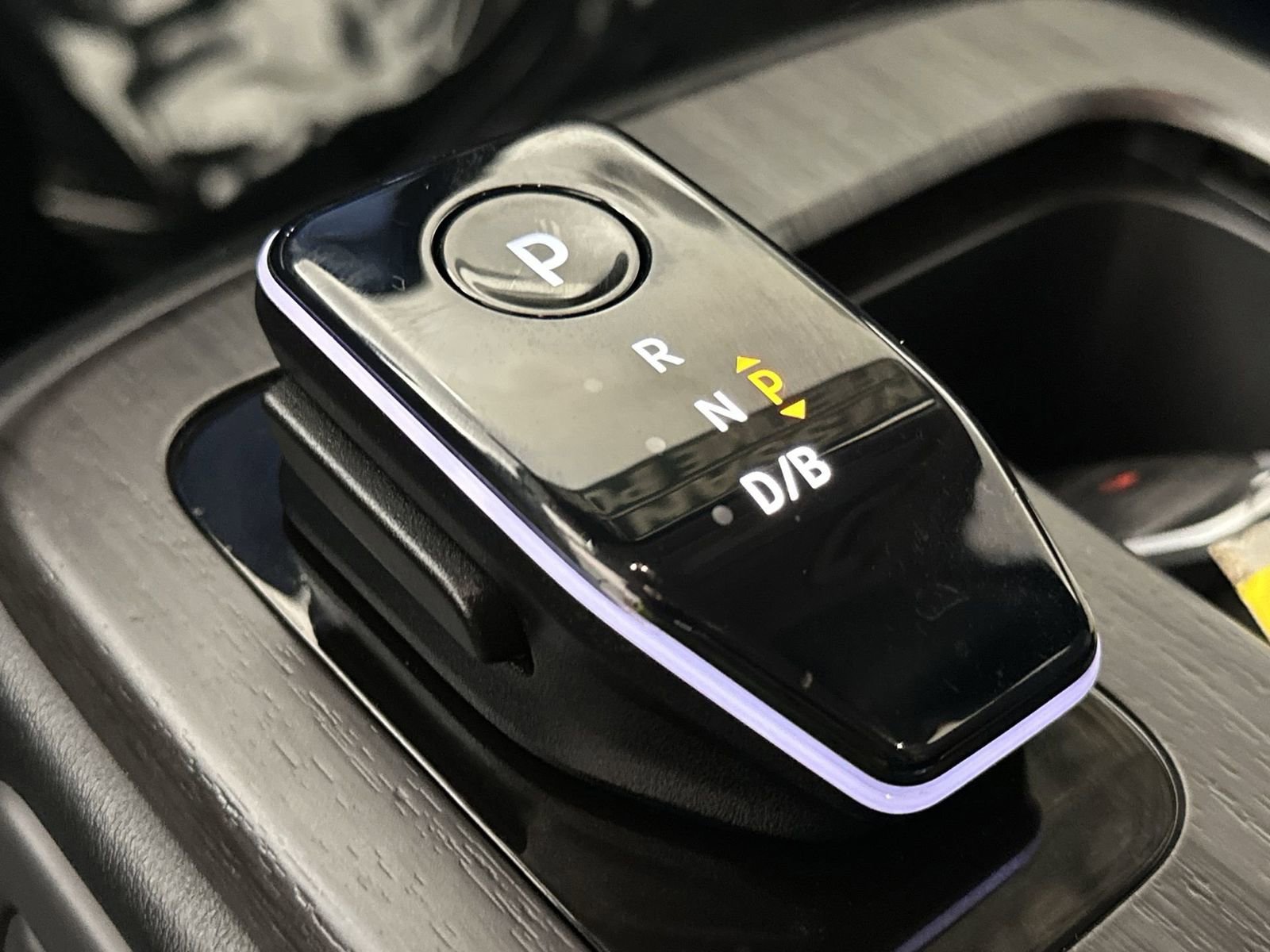 Certified 2024 Nissan Ariya AWD image 20