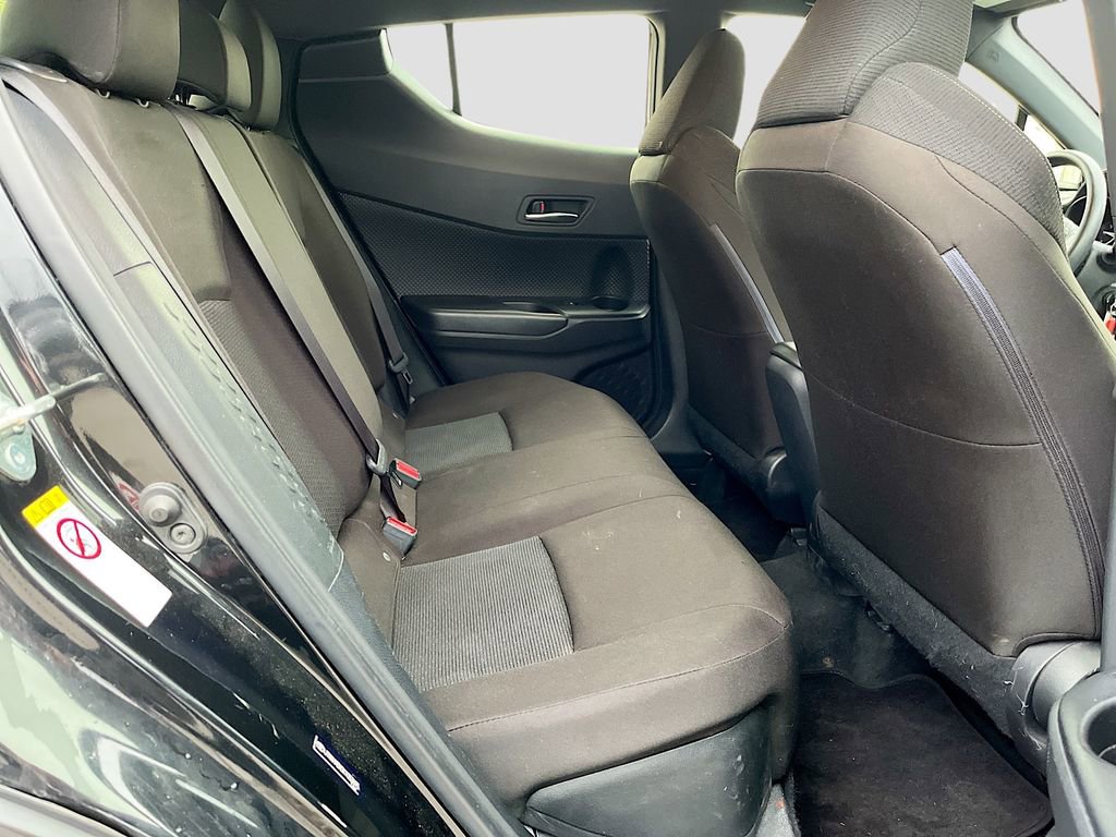 Used 2019 Toyota C-HR LE FWD image 24