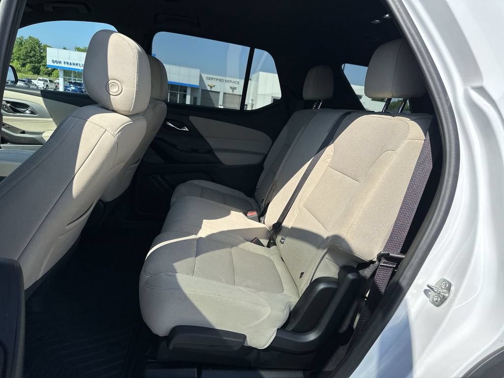 Used 2023 Chevrolet Traverse LS w/ Safety Package FWD image 27