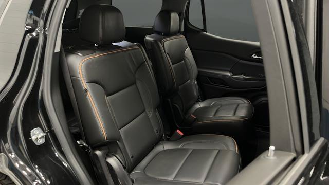 Used 2022 GMC Acadia AT4 w/ Technology Package AWD/4WD image 26