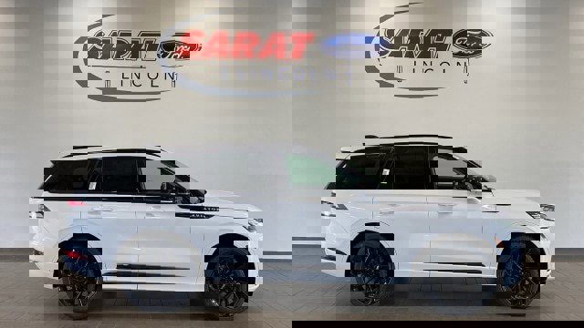 New 2025 Lincoln Aviator Reserve w/ Jet Appearance Package image 1