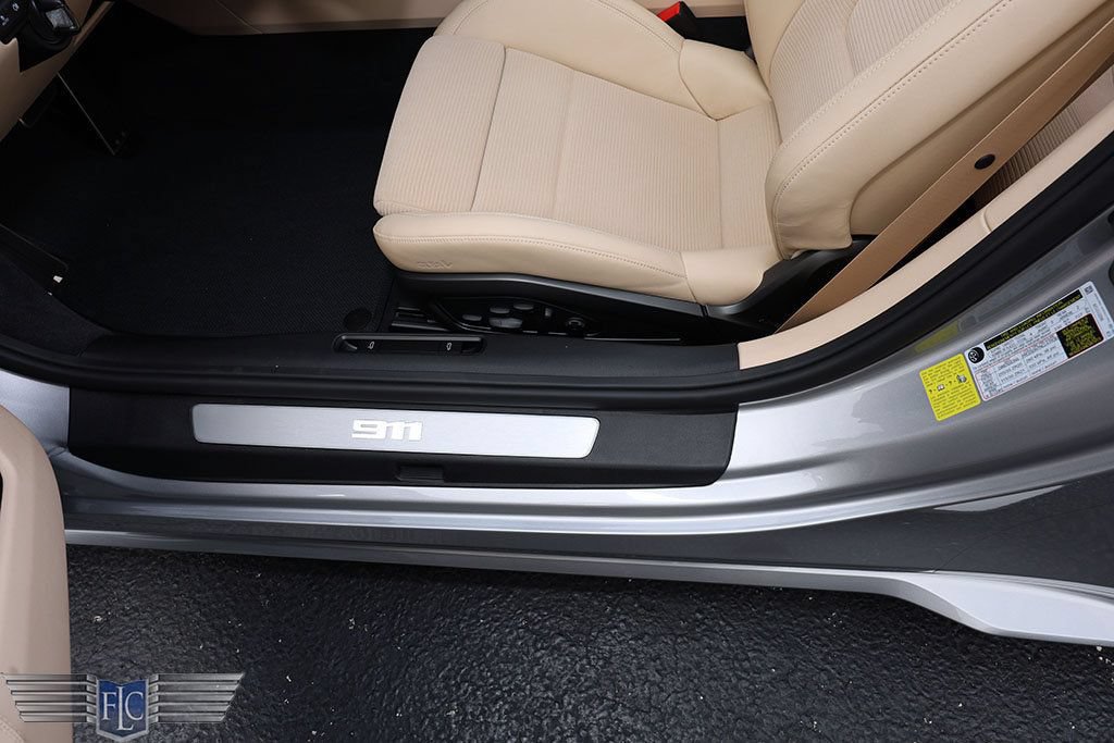 Used 2024 Porsche 911 Turbo S AWD/4WD image 12
