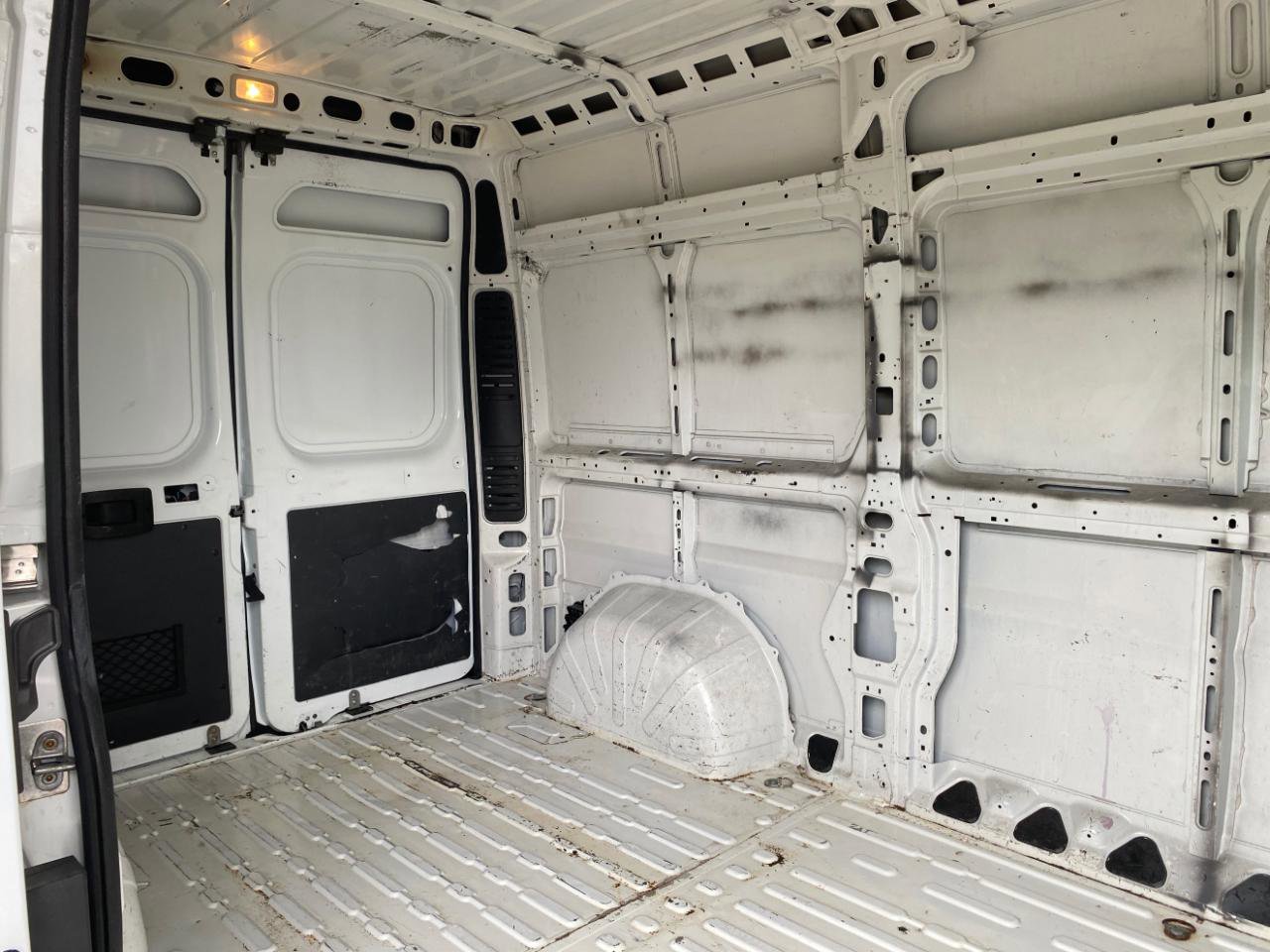 Used 2015 RAM ProMaster 1500 image 13