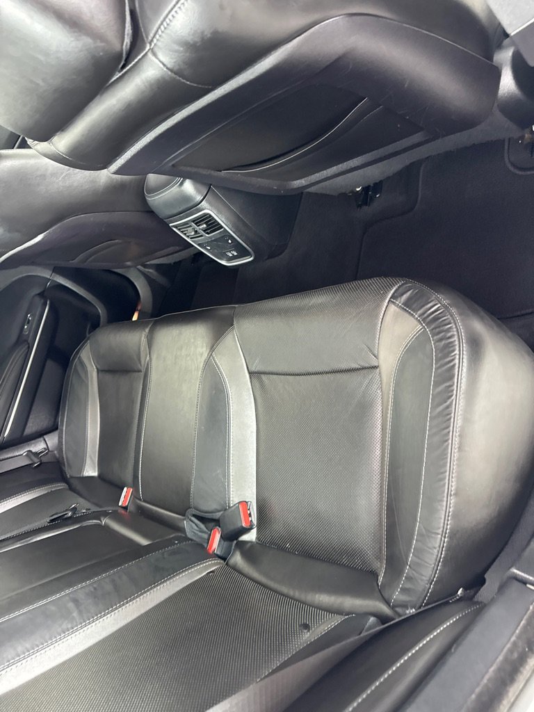 Used 2020 Dodge Charger SXT w/ Leather Interior Group image 23