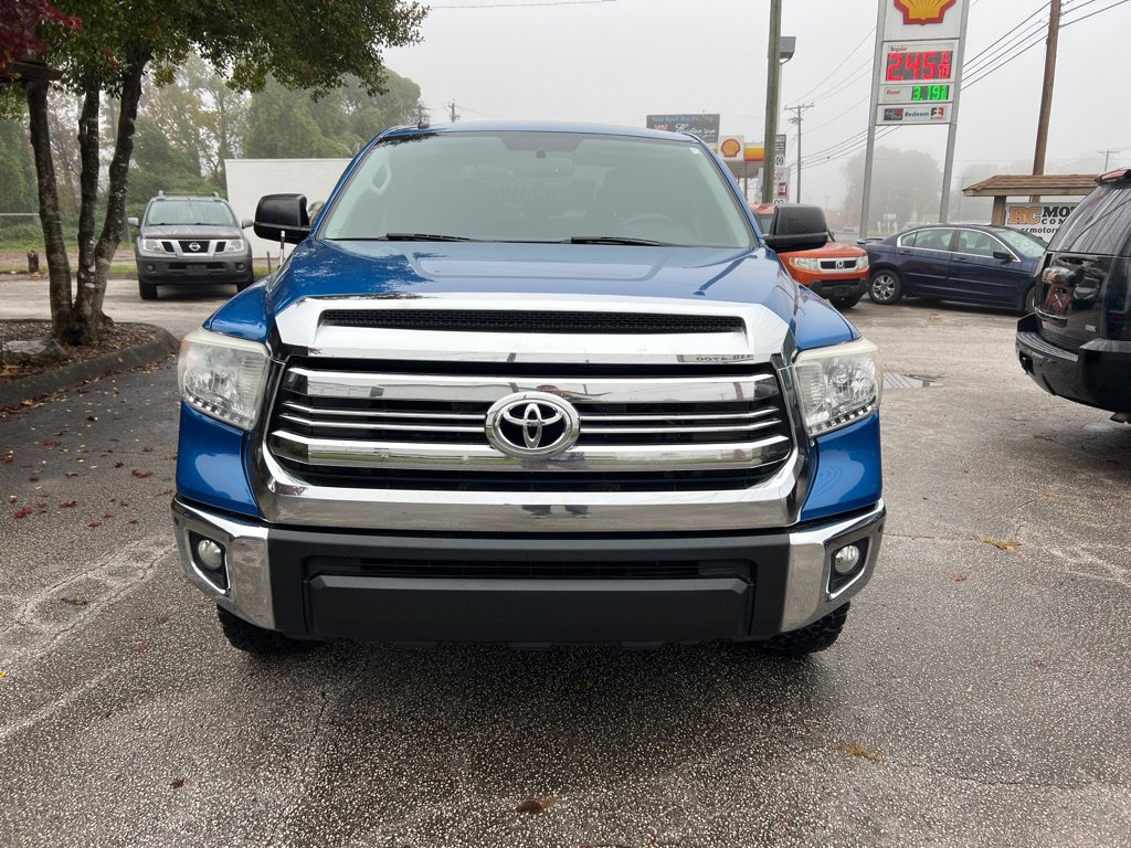 Used 2017 Toyota Tundra SR5 w/ TRD Off Road Package image 6