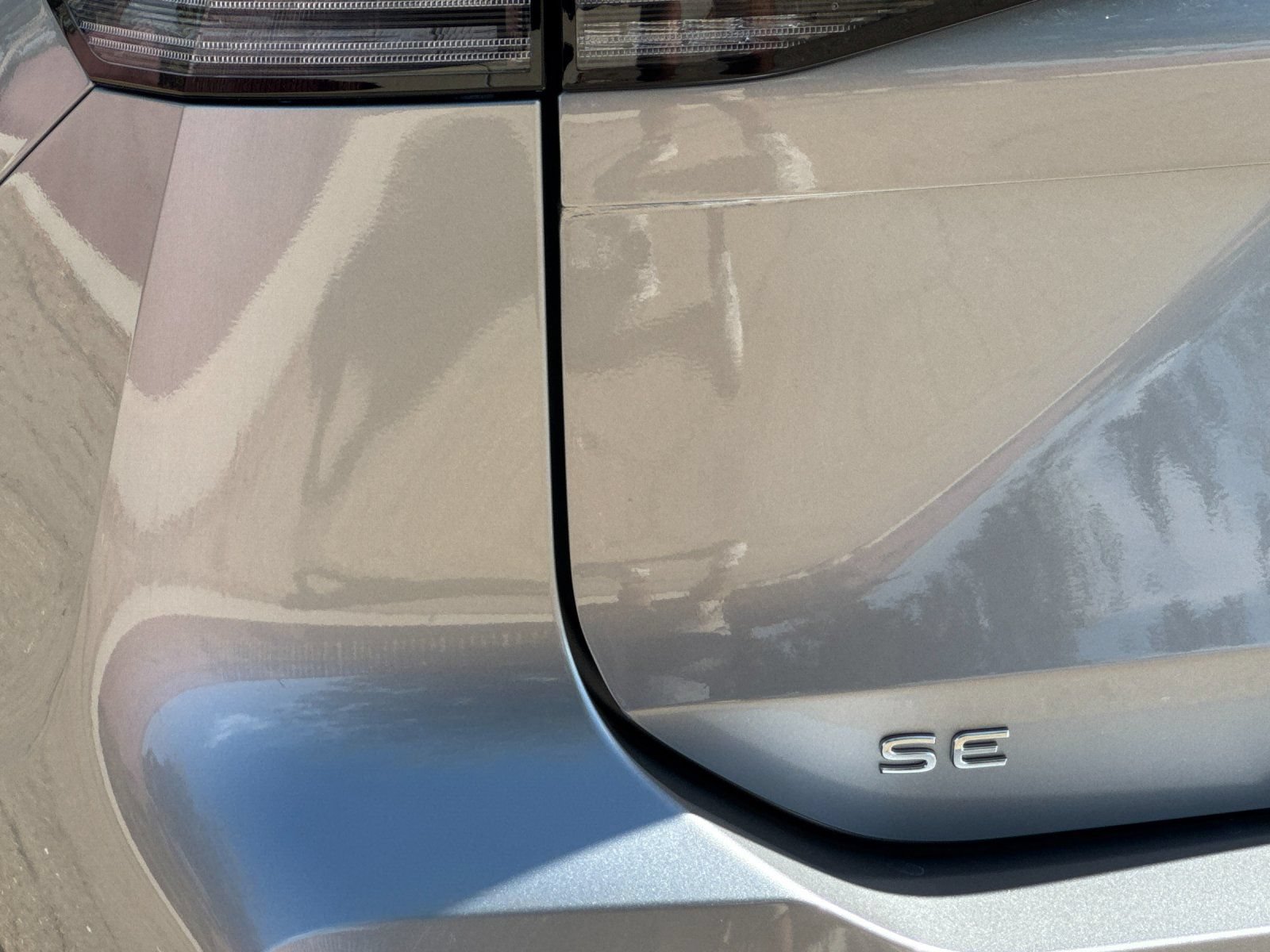 New 2026 Volkswagen Tiguan SE FWD image 26
