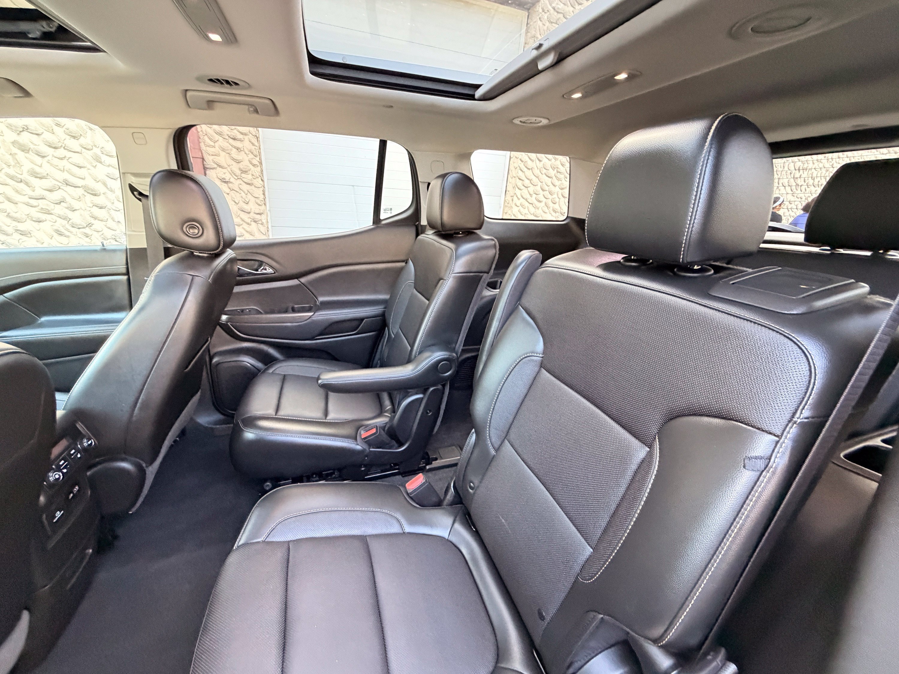 Used 2020 GMC Acadia SLT w/ Premium Package AWD/4WD image 19