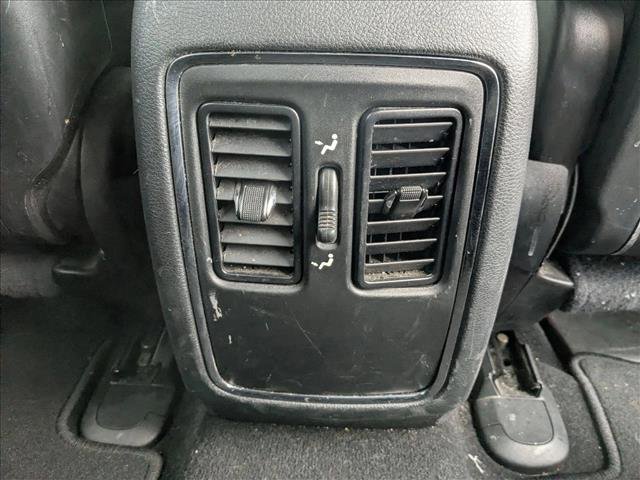 Used 2020 Dodge Durango SXT AWD/4WD image 16