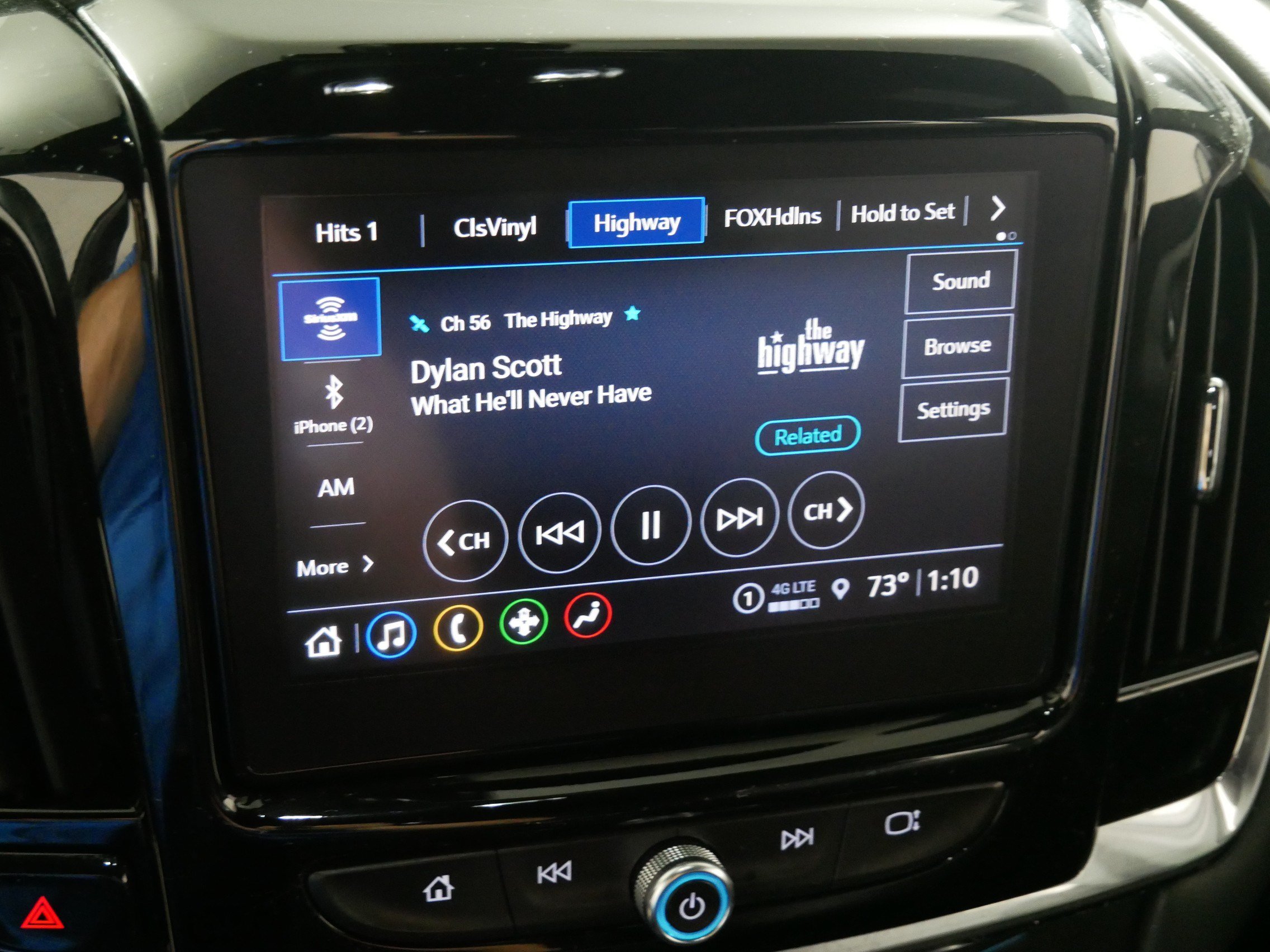 Used 2023 Chevrolet Traverse LT w/ Rear Camera Mirror Package AWD/4WD image 22