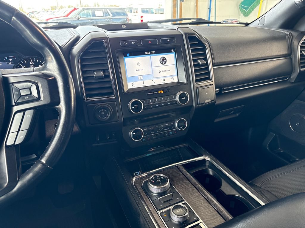 Used 2018 Ford Expedition Limited AWD/4WD image 31