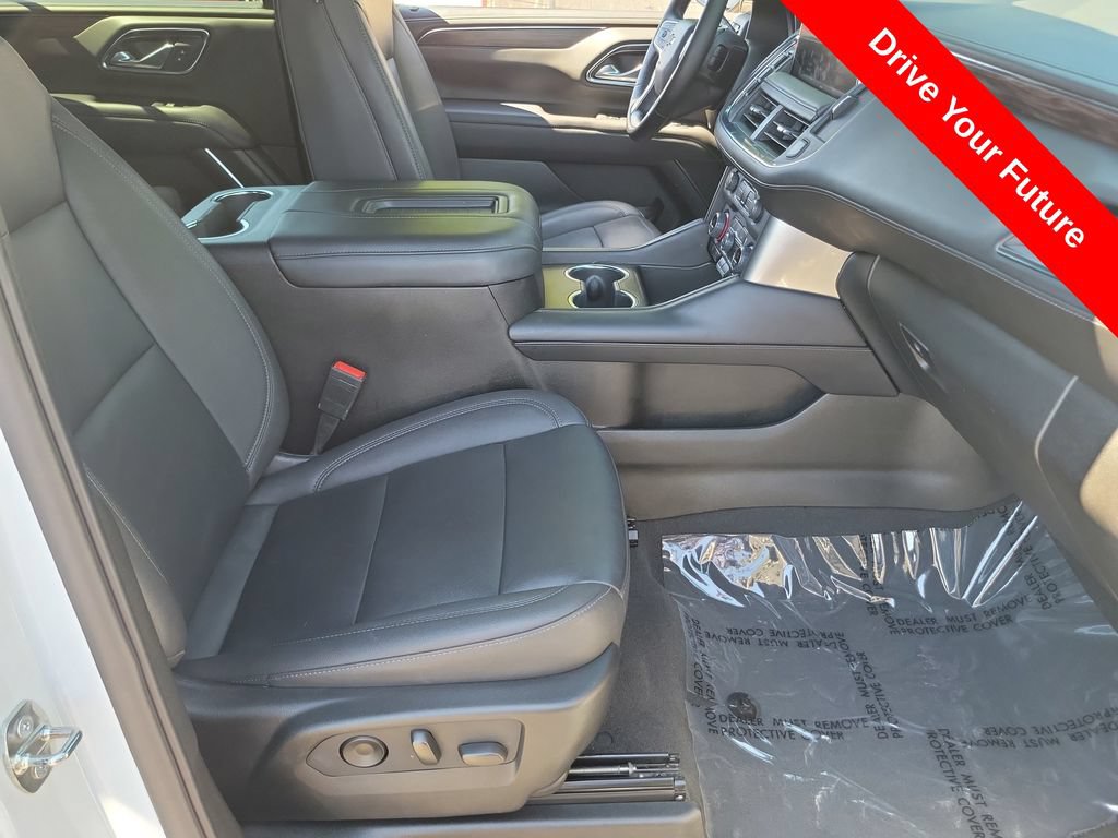 Used 2023 Chevrolet Tahoe Z71 w/ Luxury Package AWD/4WD image 19