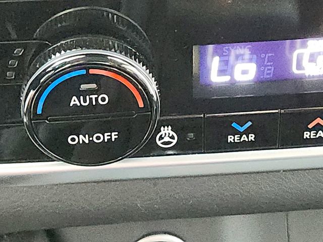 Used 2023 Nissan Rogue SL w/ SL Premium Package image 28