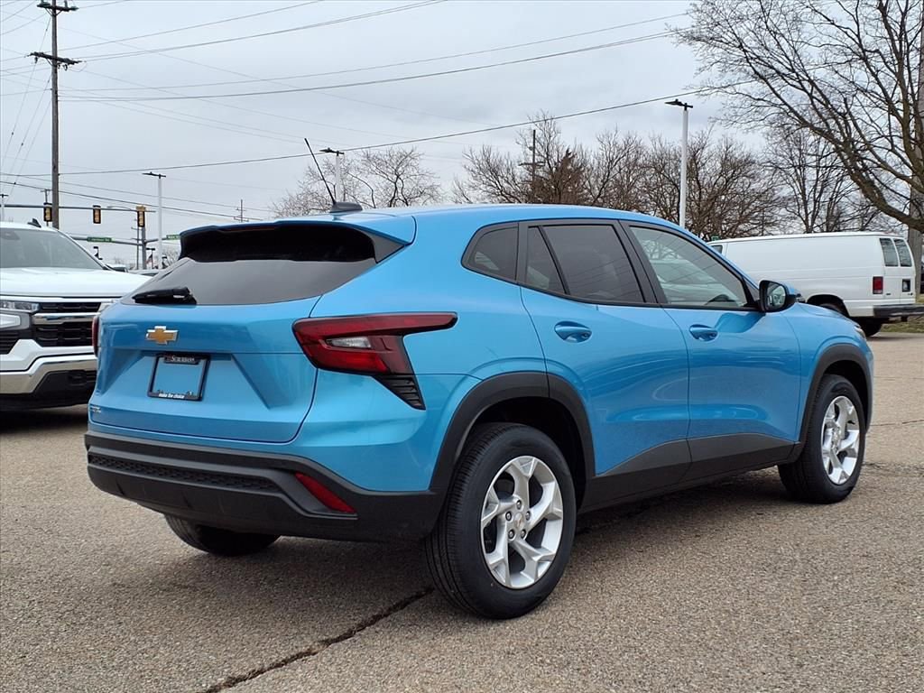 New 2026 Chevrolet Trax LS w/ LS Convenience Package image 4