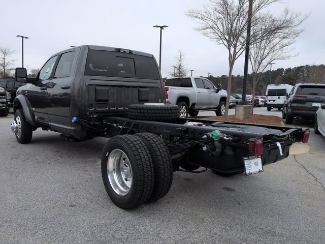 New 2026 RAM 5500 4x4 Crew Cab w/ Laramie Trim Package image 6