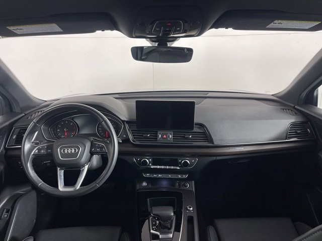 Used 2022 Audi Q5 2.0T Premium w/ Convenience Package image 18