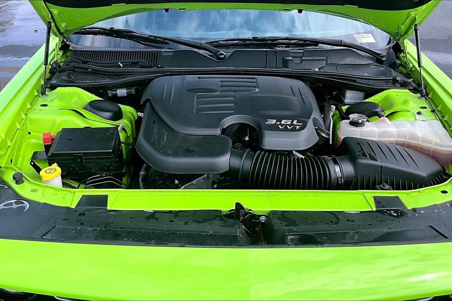 Used 2023 Dodge Challenger SXT w/ Plus Package image 30