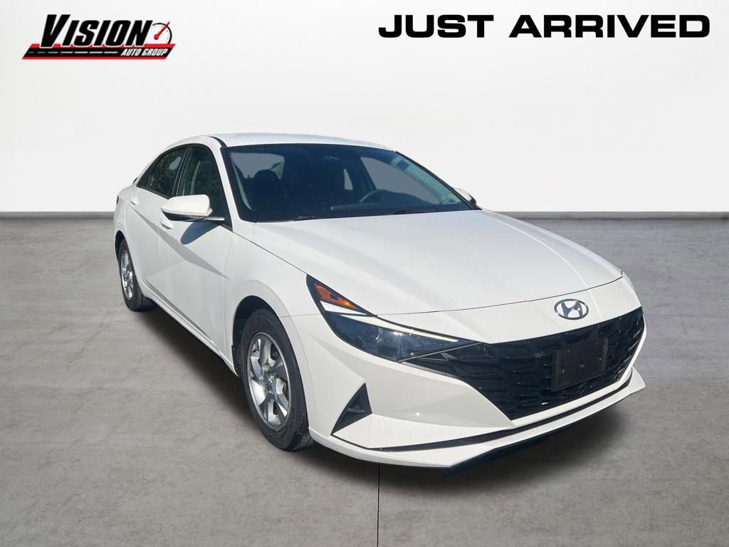 Used 2023 Hyundai Elantra SE