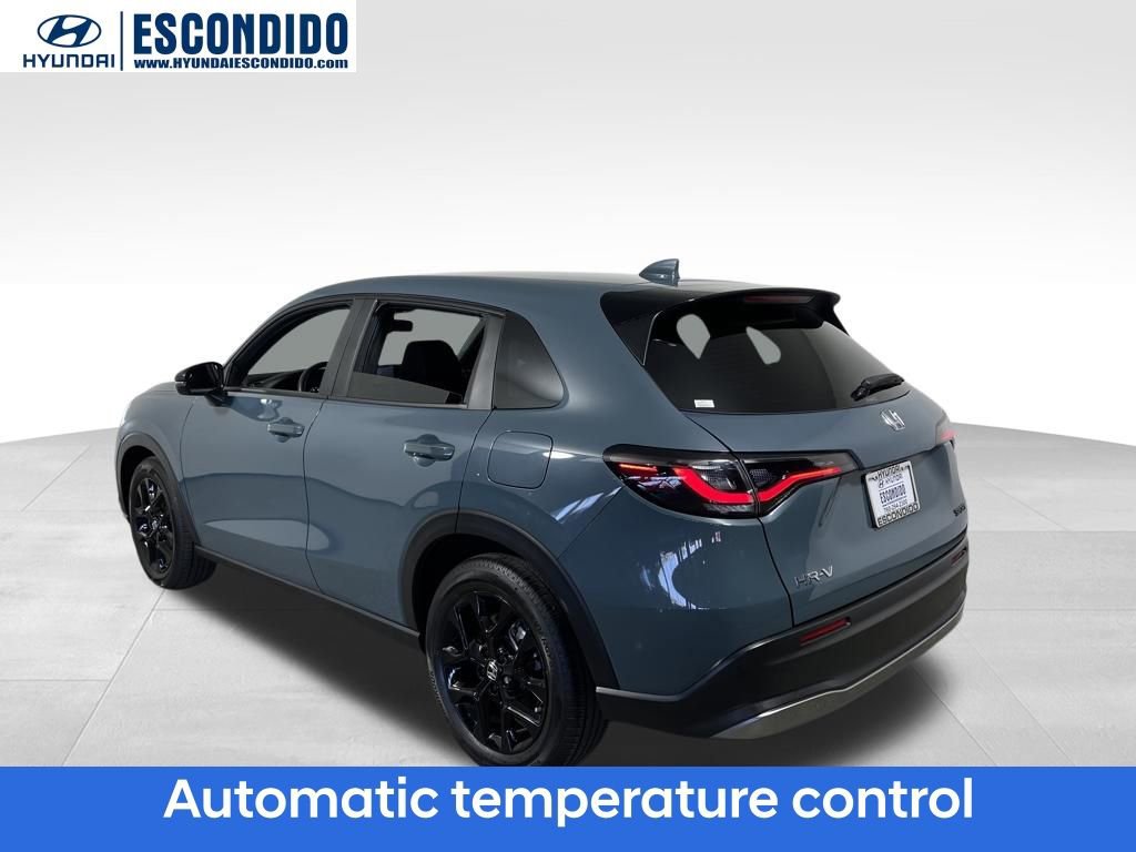 Used 2024 Honda HR-V Sport image 3