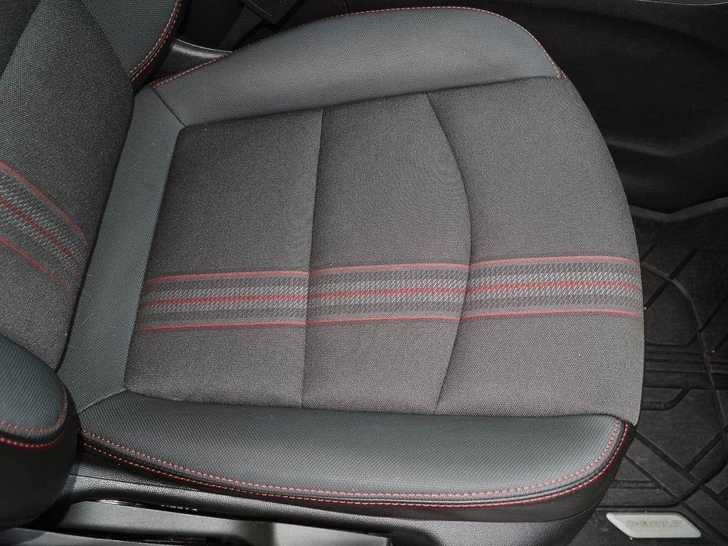 Used 2024 Chevrolet Equinox RS w/ LPO, Floor Liner Package FWD image 19