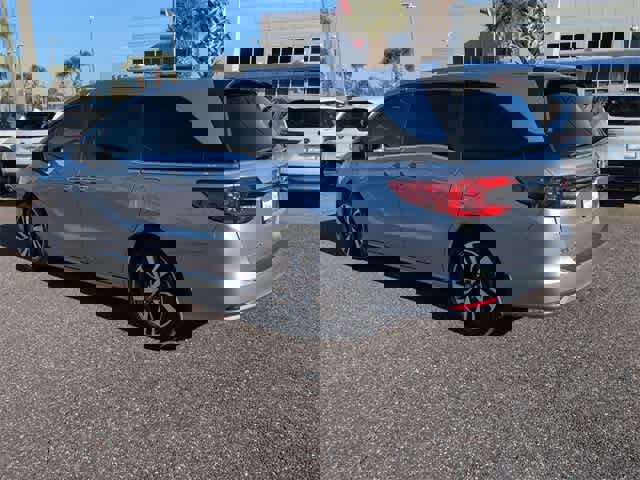 Used 2024 Honda Odyssey Touring image 6