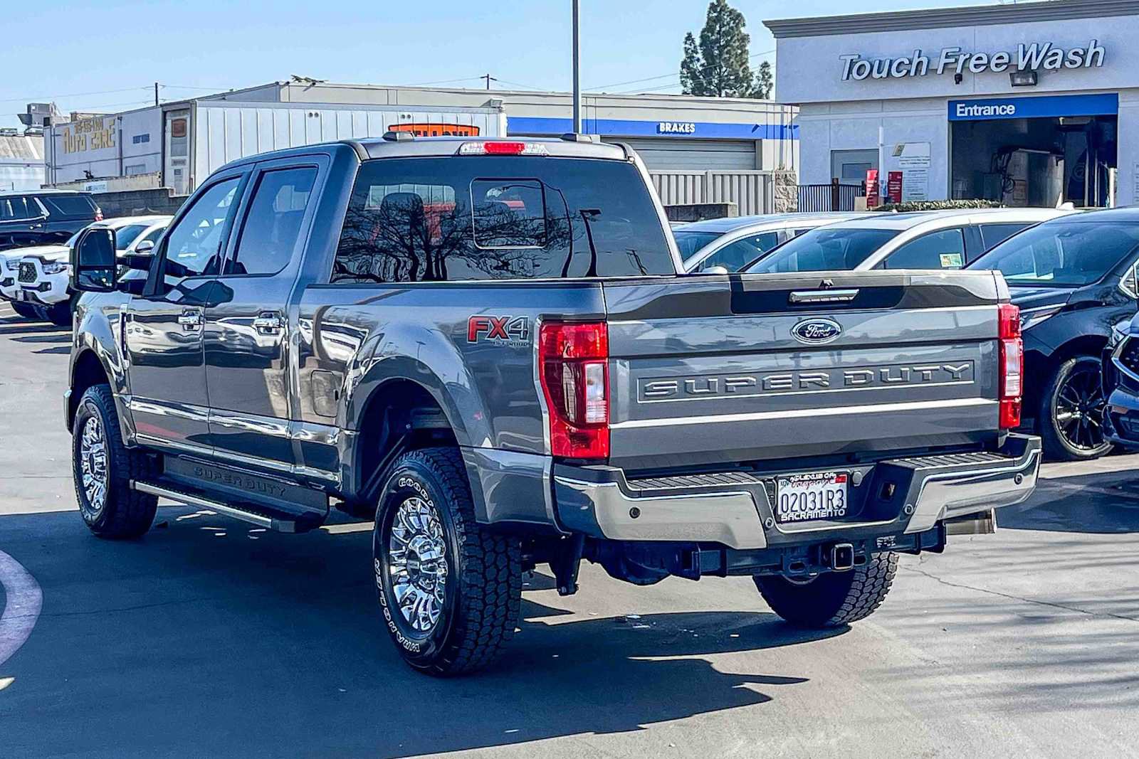 Used 2022 Ford F250 XLT w/ XLT Premium Package image 2
