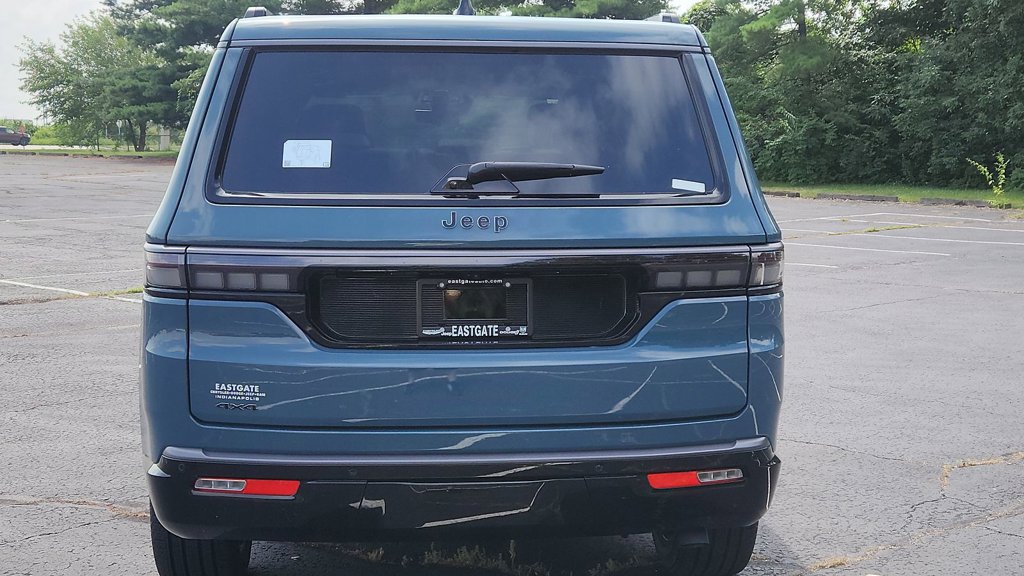 New 2026 Jeep Grand Wagoneer Summit AWD/4WD image 7