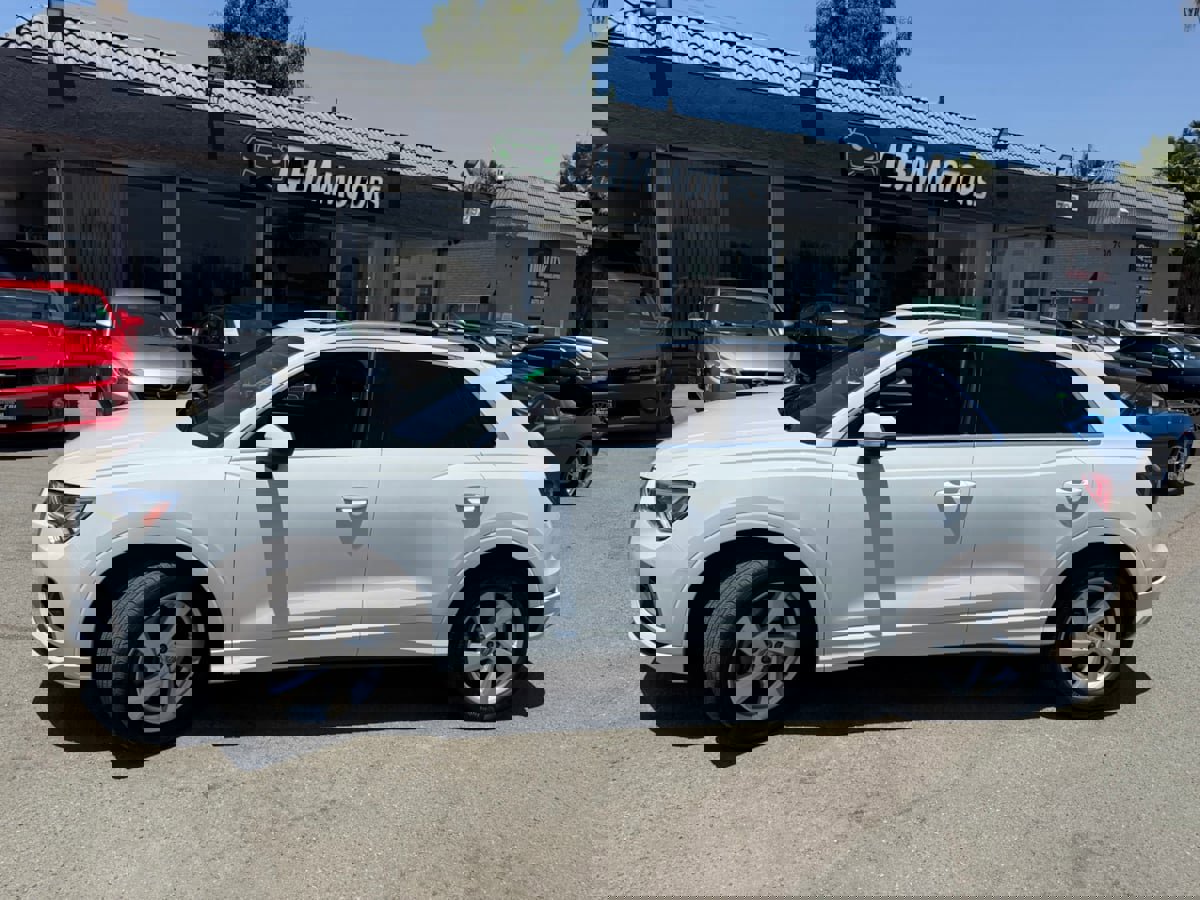 Used 2019 Audi Q3 2.0T Premium Plus w/ Premium Plus Package image 6