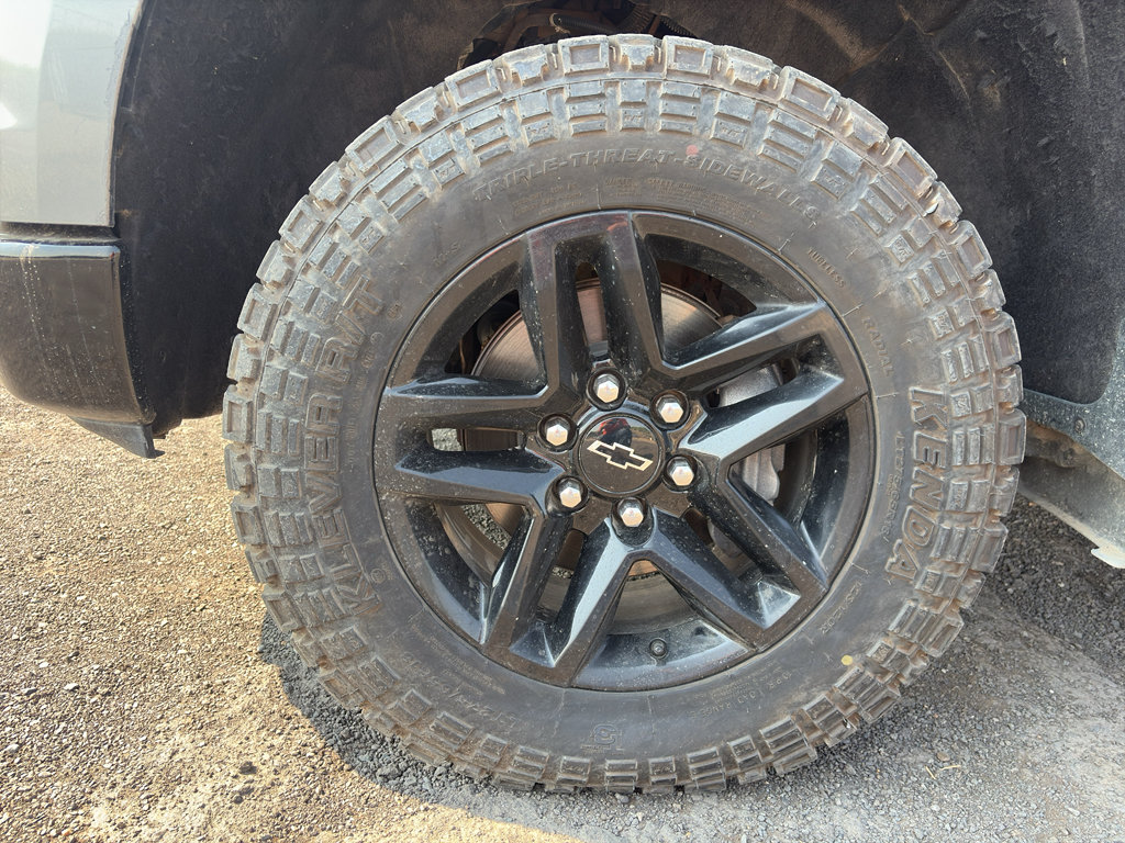 Used 2024 Chevrolet Silverado 1500 LT Trail Boss w/ Convenience Package II AWD/4WD image 25