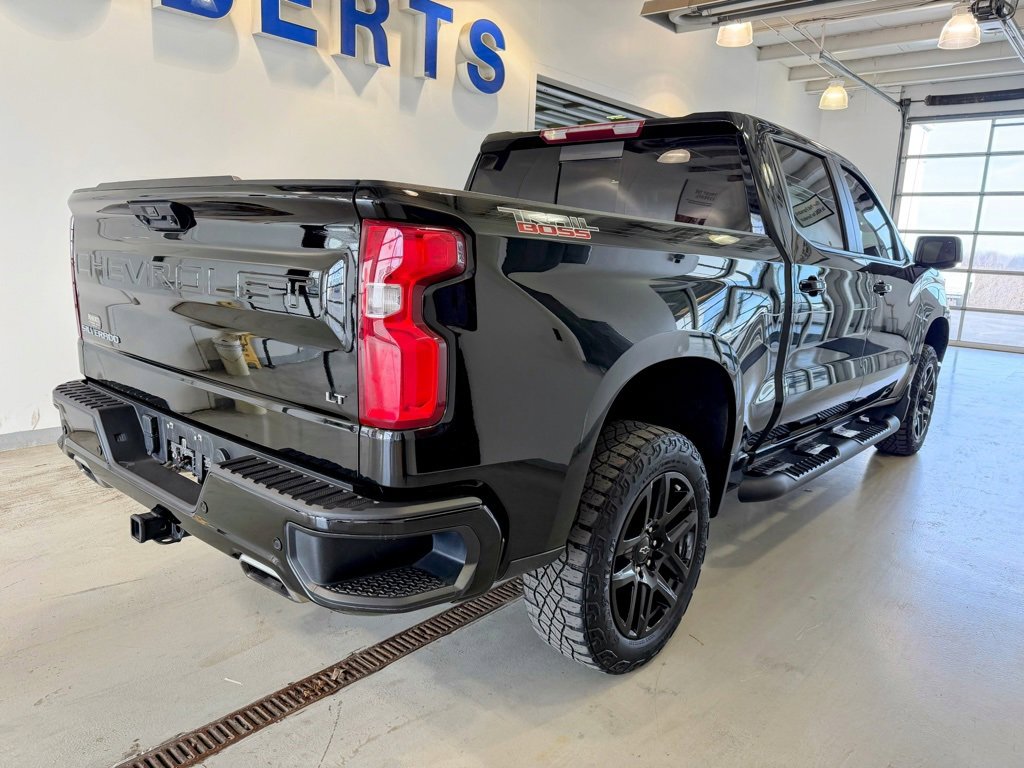 Used 2023 Chevrolet Silverado 1500 LT Trail Boss w/ LT Trail Boss Premium Package image 3