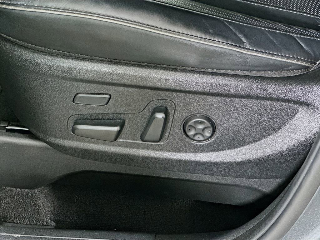 Used 2022 Hyundai Palisade Calligraphy w/ Winter Package image 23