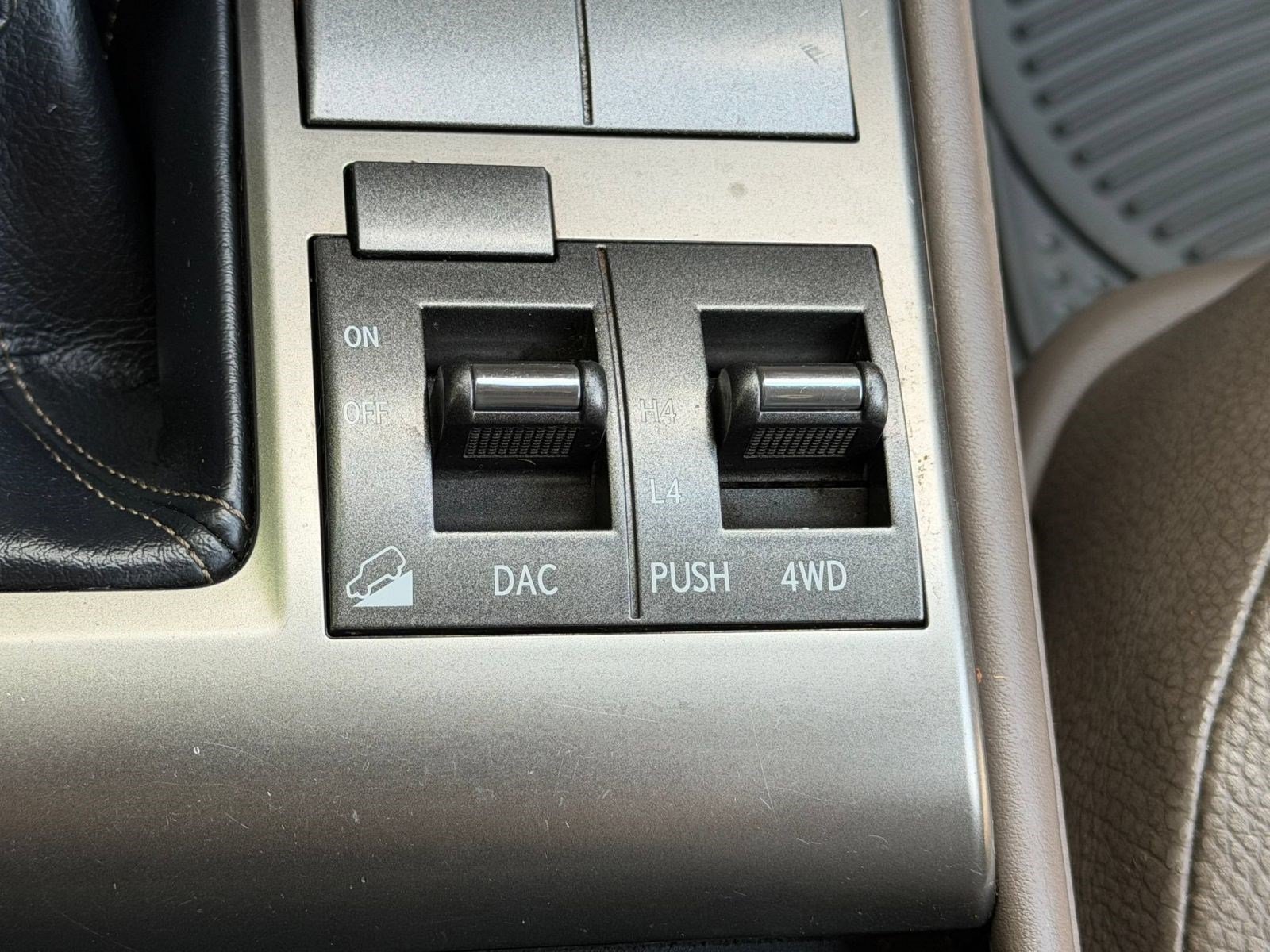 Used 2019 Lexus GX 460 Premium AWD/4WD image 18