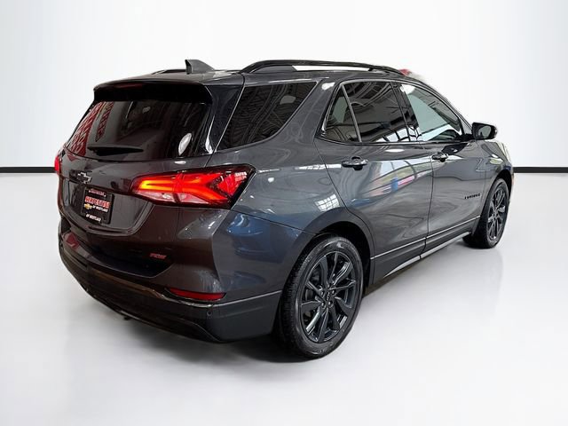 Used 2022 Chevrolet Equinox RS w/ RS Leather Package AWD/4WD image 6