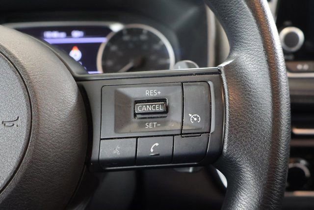 Used 2023 Nissan Rogue S image 19