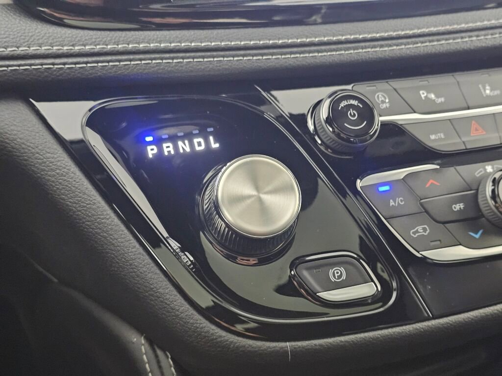 Used 2026 Chrysler Pacifica Limited w/ S Appearance Package image 31
