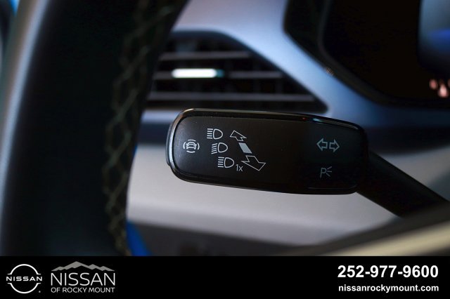 Used 2023 Volkswagen Taos SE w/ Black Wheel Package FWD image 24