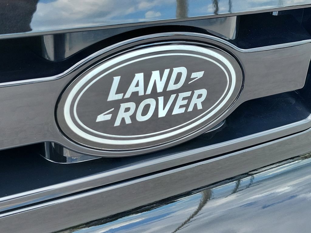 New 2026 Land Rover Defender 130 V8 image 10