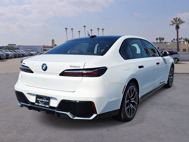 New 2026 BMW 750e xDrive image 5